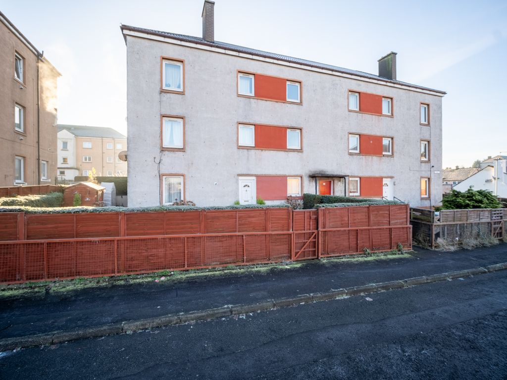 2 bed flat for sale in Broomhouse Park, Edinburgh EH11, £125,000 Zoopla