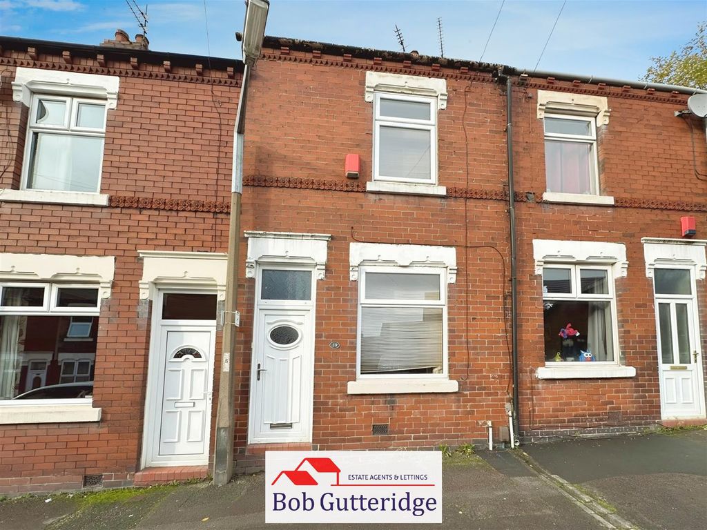 3 bed terraced house for sale in Hodgkinson Street, Chesterton