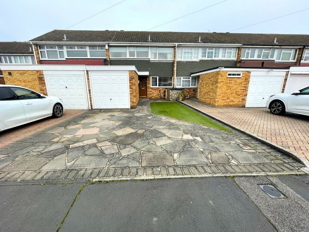 3 bed terraced house for sale in Tangmere Crescent, Hornchurch RM12, £