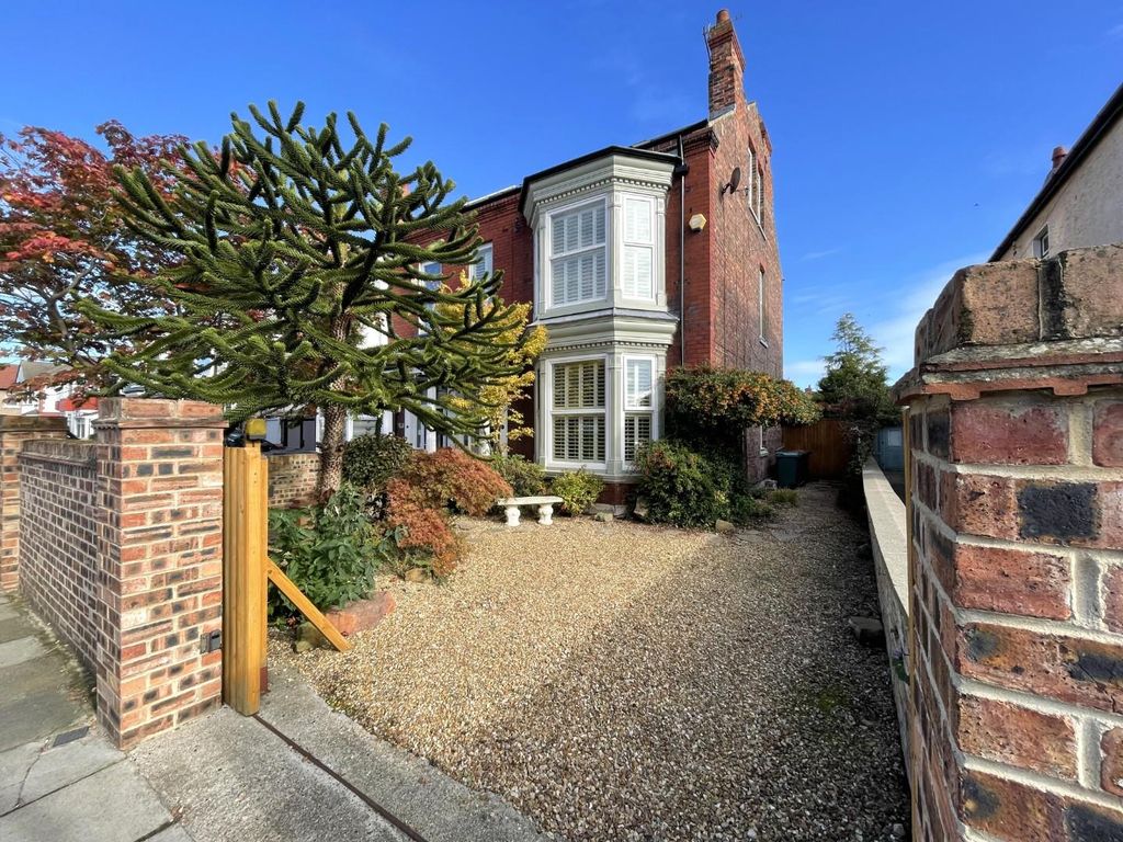 6 bed semidetached house for sale in Eldon Grove, Hartlepool TS26, £