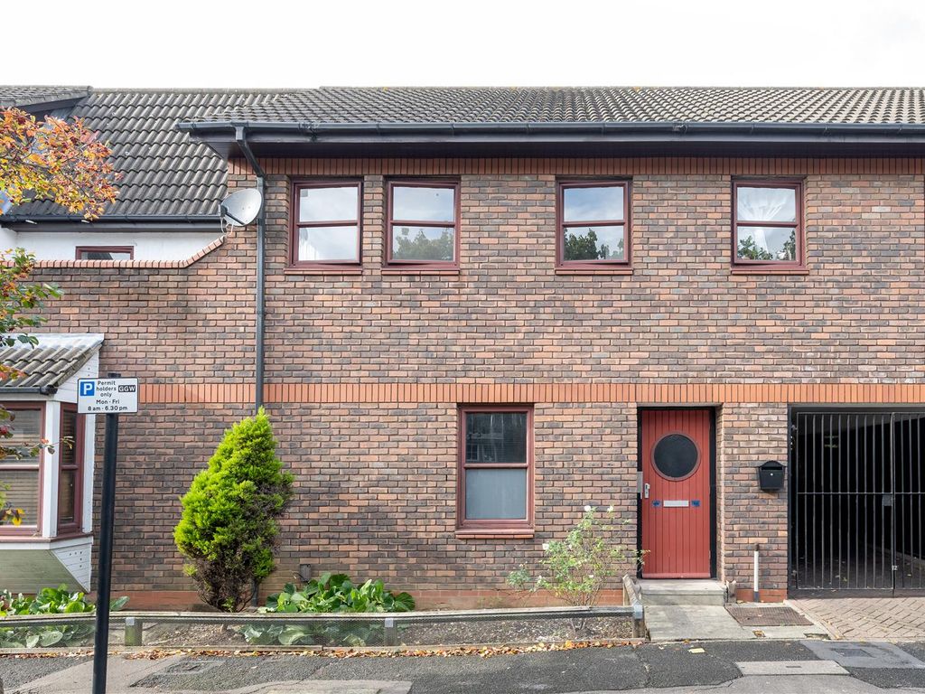 1 bed flat to rent in Dawlish Road, London E10, £1,295 pcm Zoopla