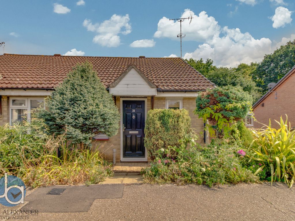 1 bed semidetached bungalow for sale in Benton Close, Witham CM8 Zoopla