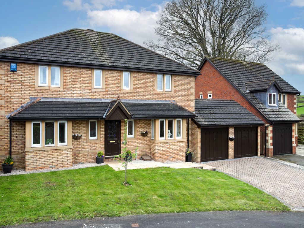 4 bed detached house for sale in Huxley Vale, Kingskerswell, Newton