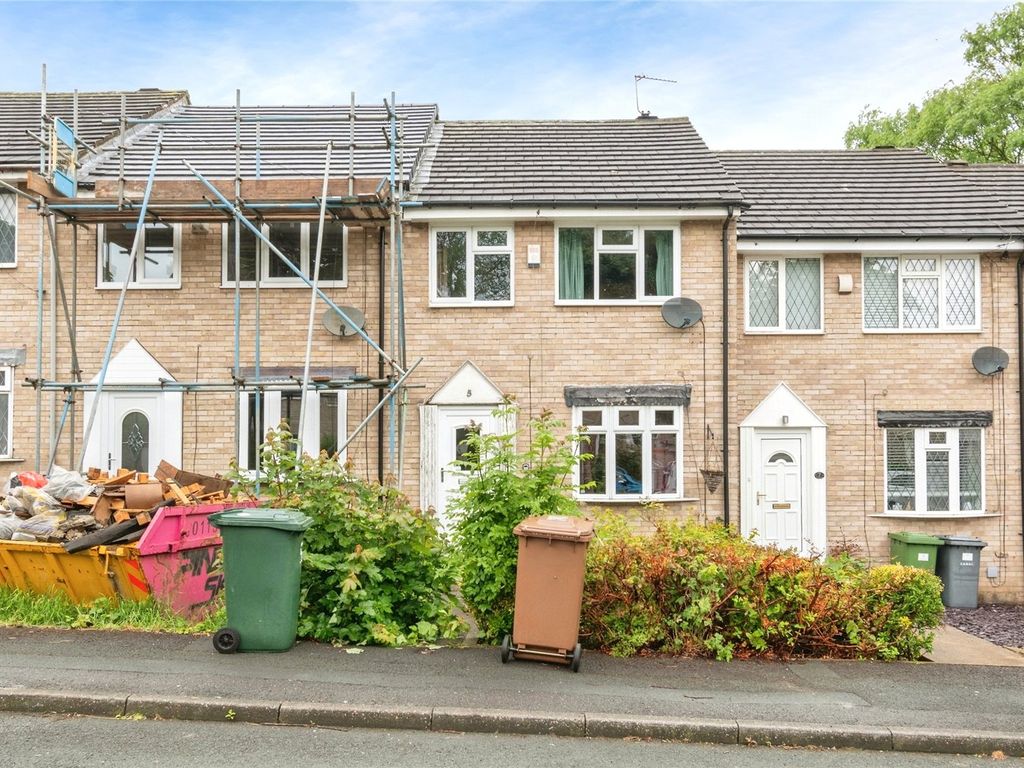 3 bed terraced house for sale in Brecon Close, Bradford, West Yorkshire