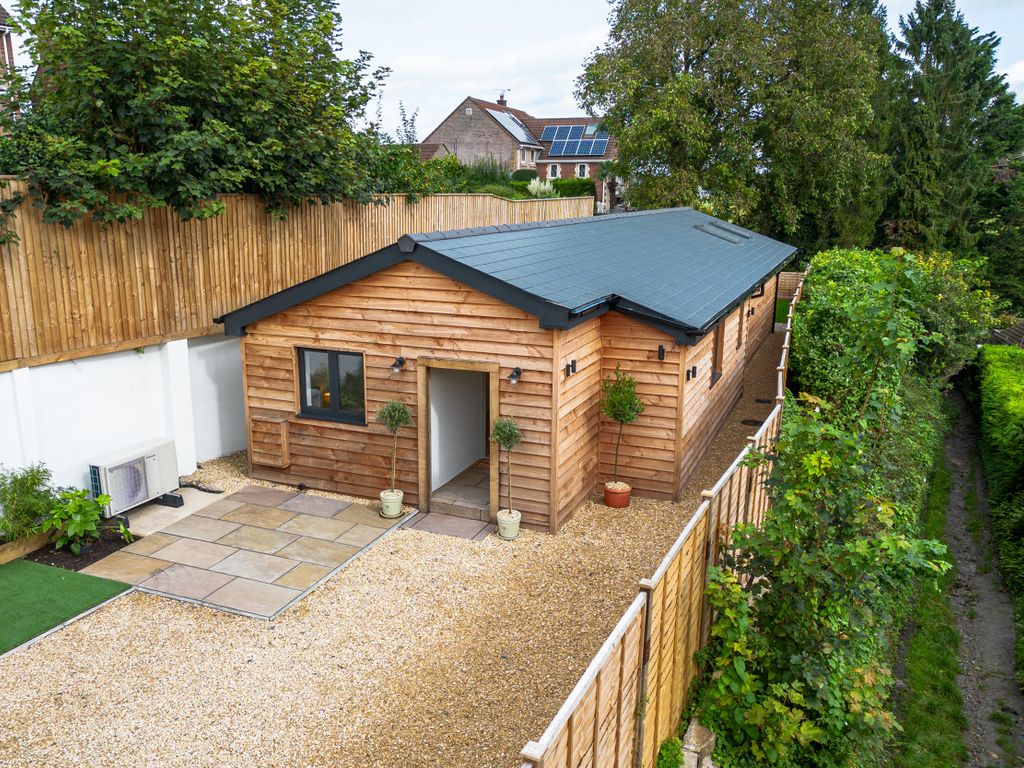 3 bed detached bungalow for sale in Millditch, Bratton, Westbury BA13