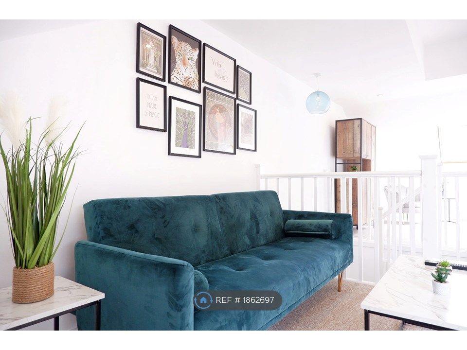 4 bed semidetached house to rent in Blinco Grove, Cambridge CB1, £