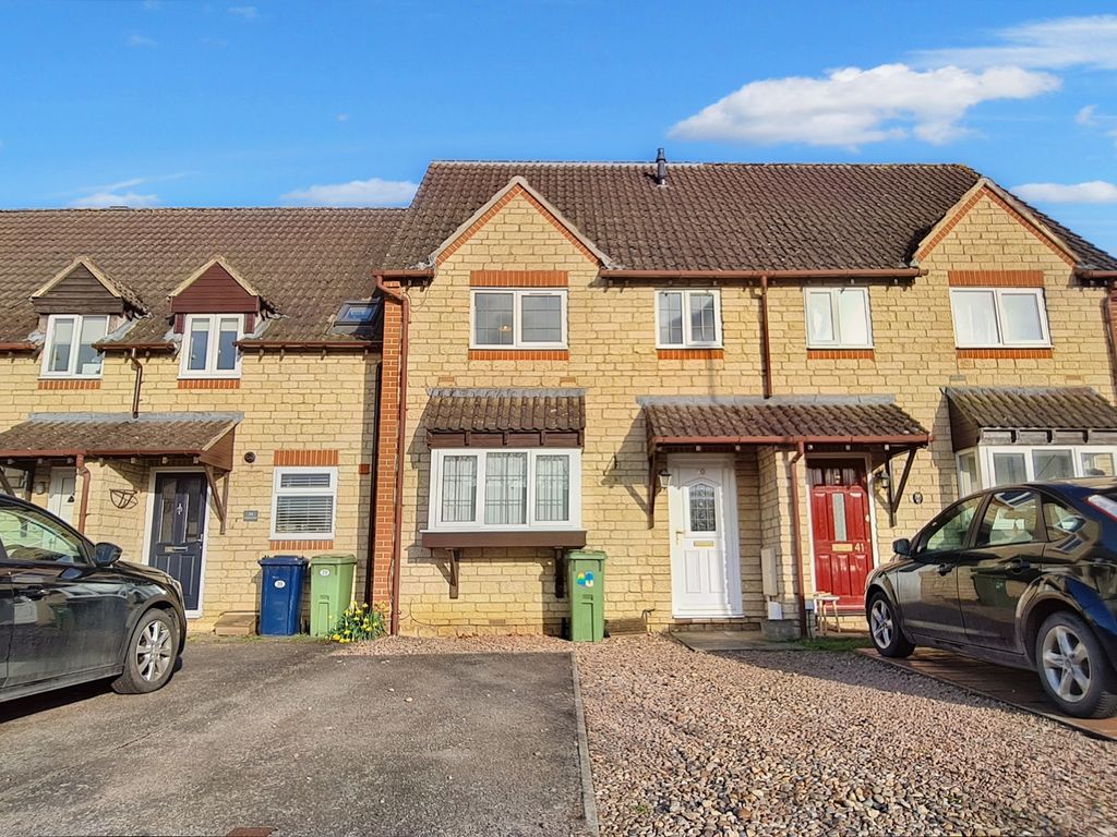 3 bed terraced house to rent in Cutsdean Close, Cleeve, Cheltenham GL52 Zoopla