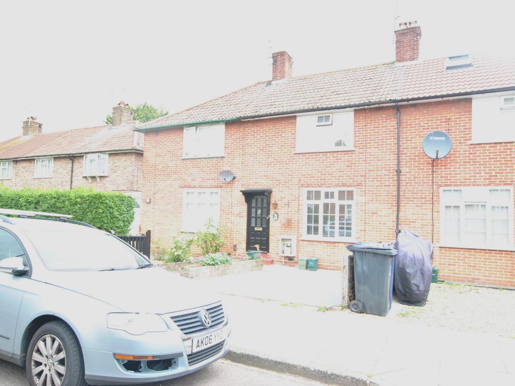 2 bed terraced house to rent in Kennedy Road, Hanwell W7 Zoopla