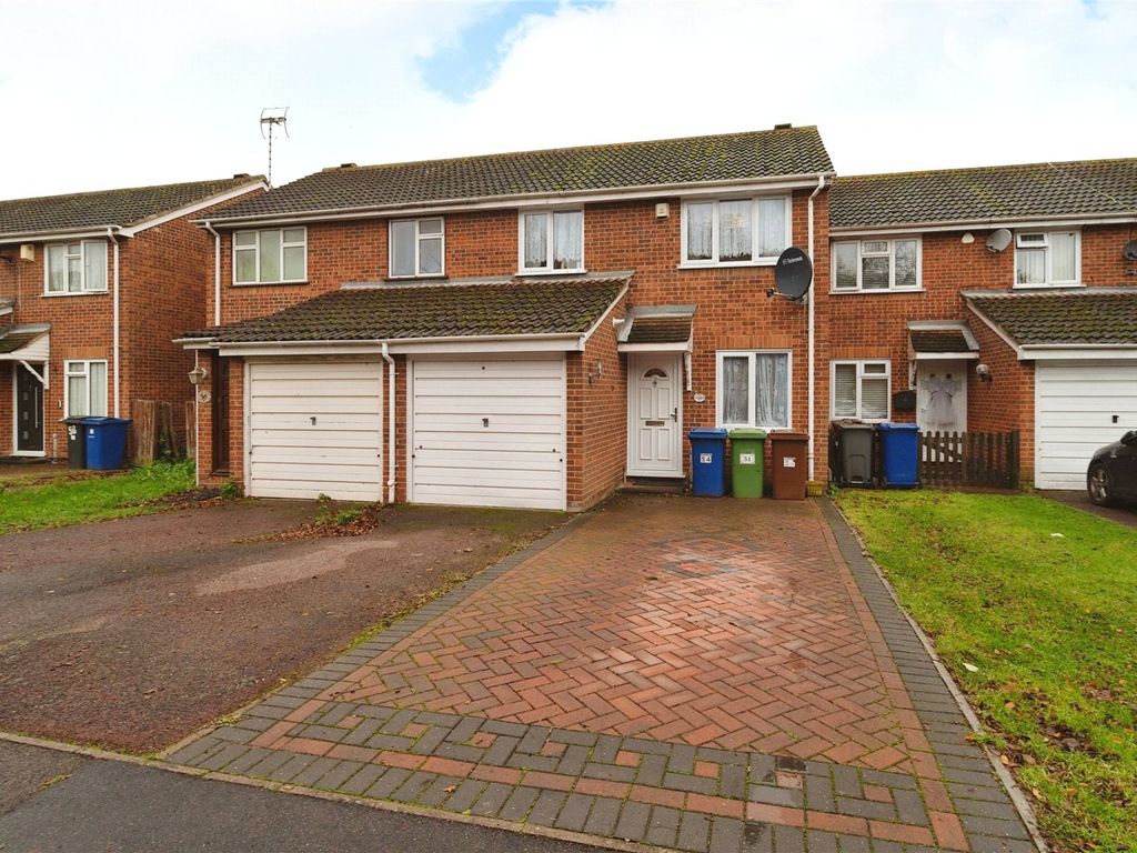 3 bed terraced house for sale in Conway Gardens, Grays, Essex RM17, £350,000 Zoopla