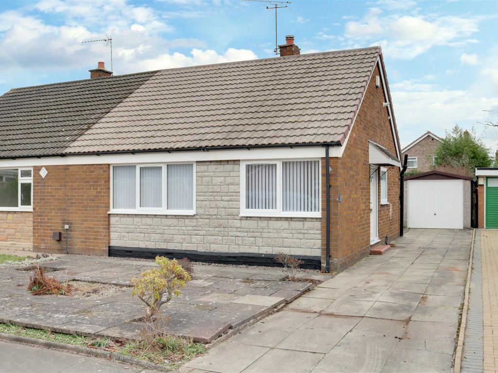 2 bed semidetached bungalow for sale in Avon Court, Alsager, StokeOn