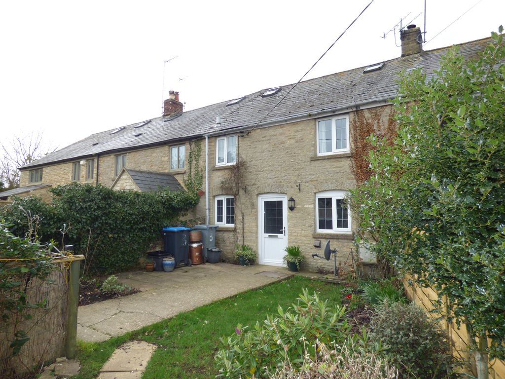2 bed cottage to rent in Leafield Road, ShiptonUnderWychwood OX7, £
