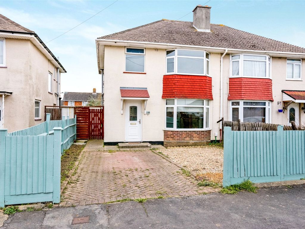 3 bed semidetached house for sale in Nobes Avenue, Bridgemary, Gosport