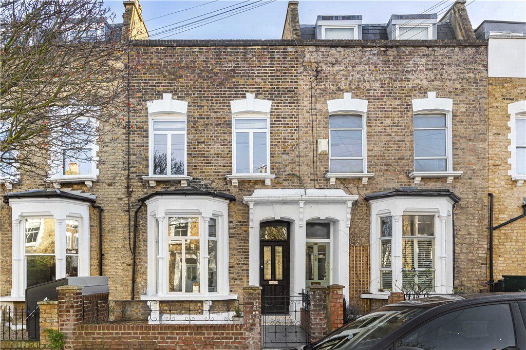 3 bed terraced house for sale in Winston Road, London N16 Zoopla