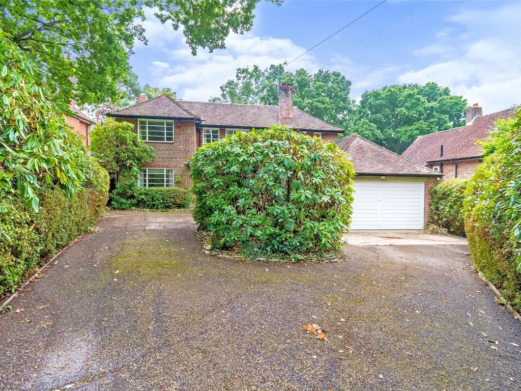 4 Bed Detached House For Sale In Bassett Heath Avenue Bassett 4-bed-detached-house-for-sale-in-bassett-heath-avenue-bassett