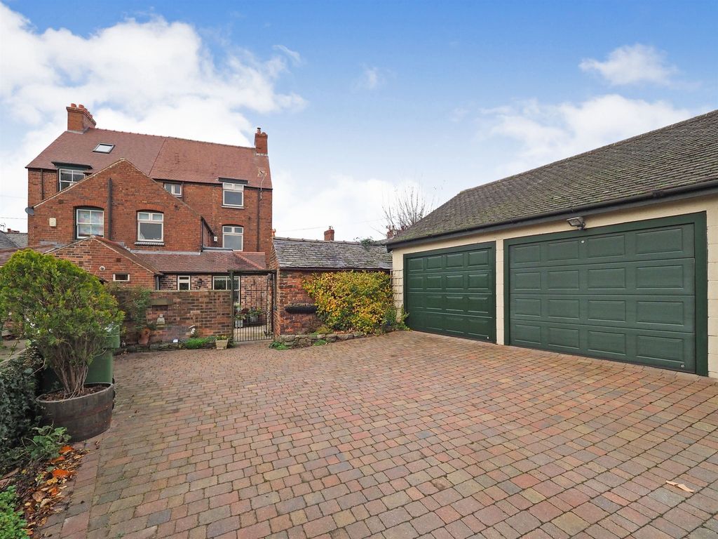 5 bed cottage for sale in Long Row, Belper DE56 Zoopla