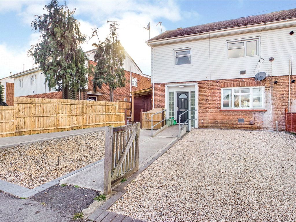 2 bed to rent in Blossom Lane, Theale, Reading RG7 Zoopla
