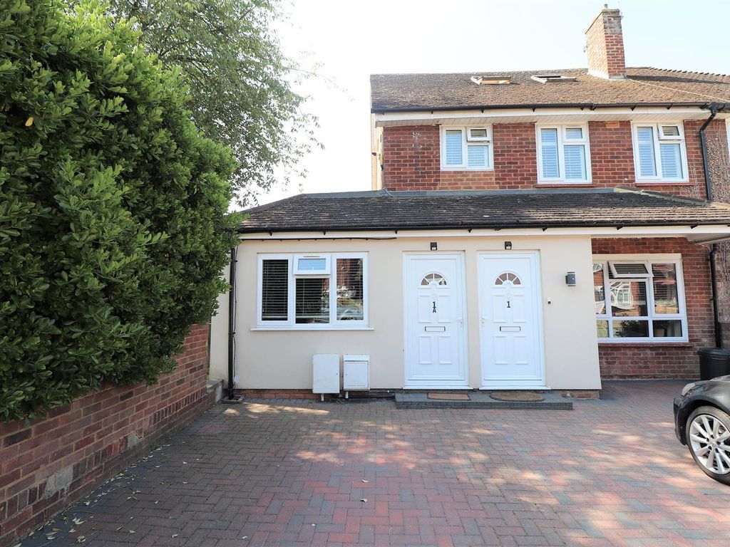 3 bed flat to rent in Maygoods Lane, Cowley, Uxbridge UB8 Zoopla