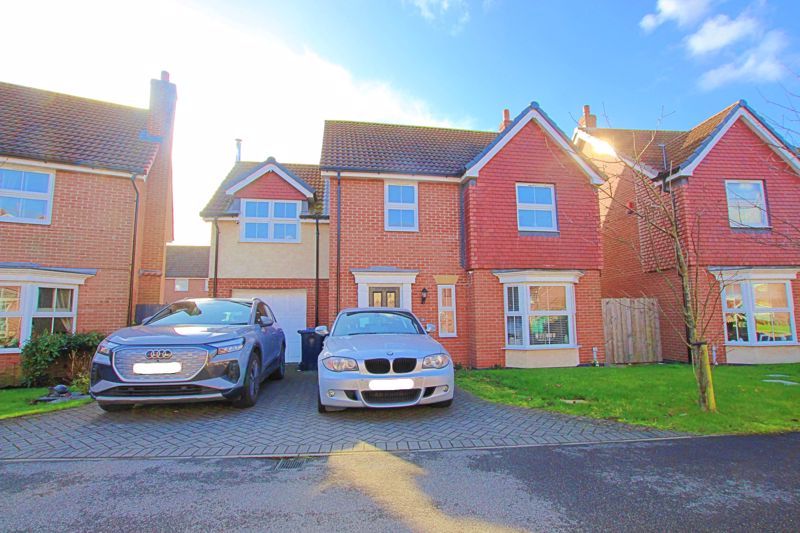 4 bed detached house for sale in Burton Road, Habrough, Fields