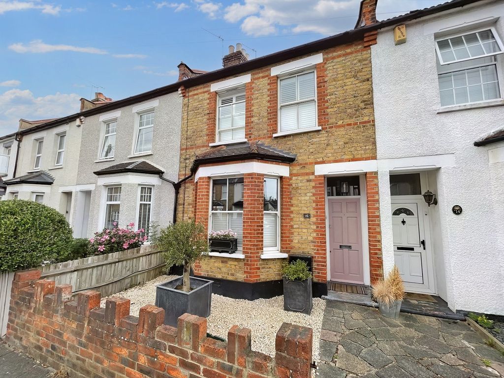 2 bed terraced house for sale in Mosslea Road, Bromley BR2 Zoopla