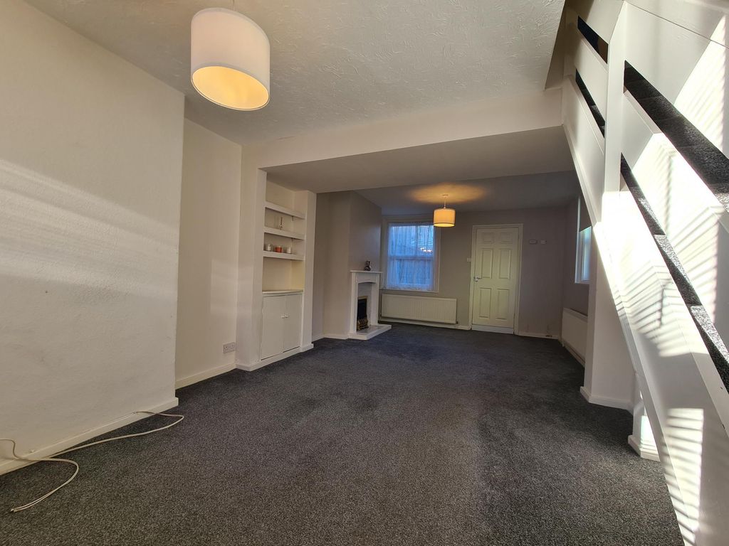 2 bed end terrace house to rent in Garland Road, Parkeston, Harwich