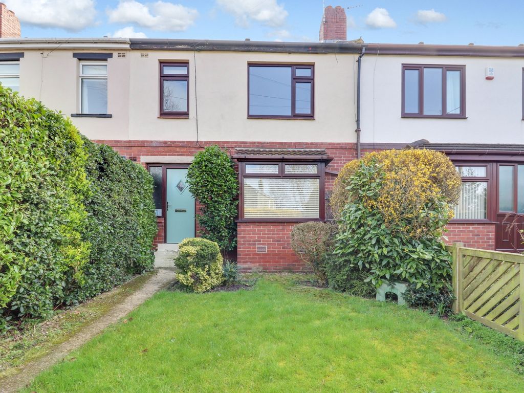 3 bed terraced house for sale in Storrs Hill Road, Ossett, West
