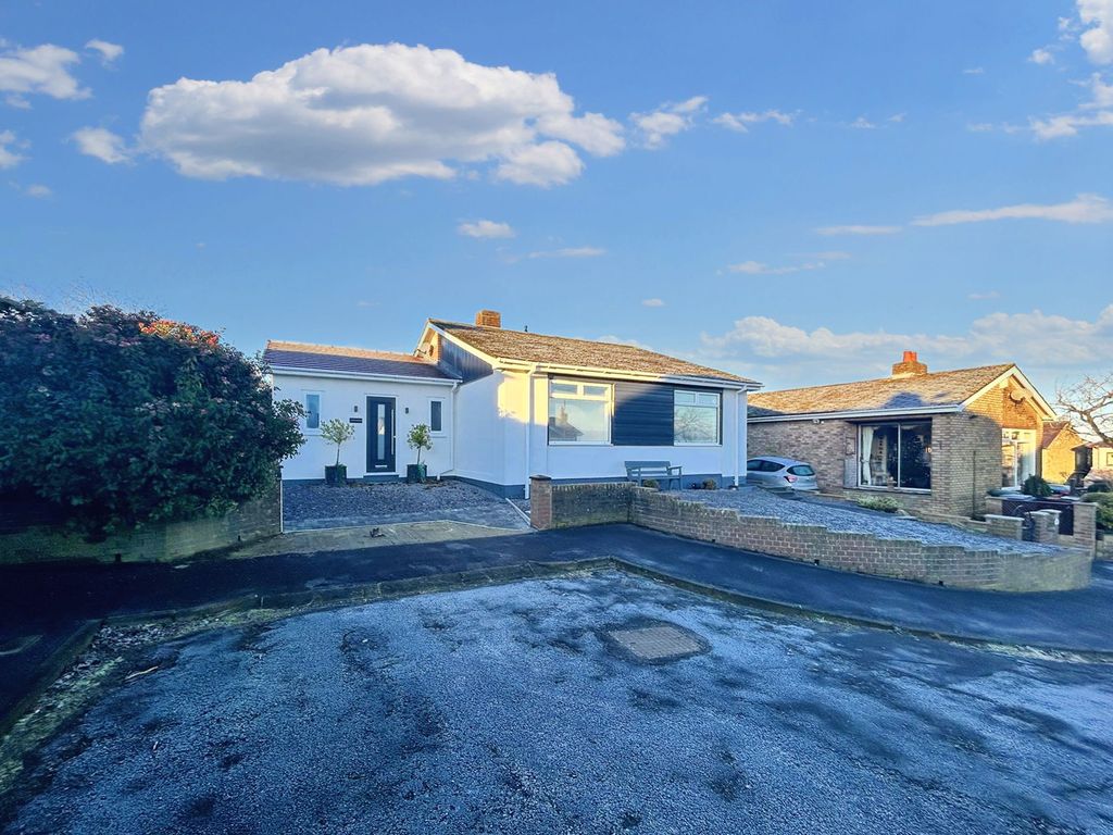 3 bed detached house for sale in Clare Lea, Hedley, Stocksfield NE43, £