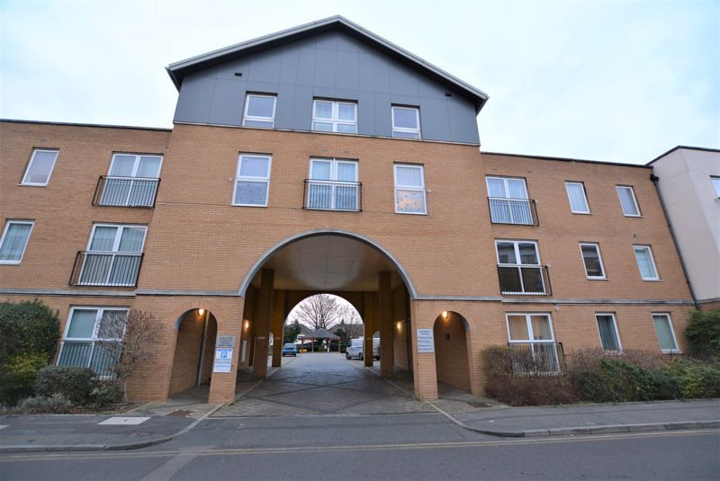 1 bed flat to rent in Kenway, SouthendOnSea SS2 Zoopla