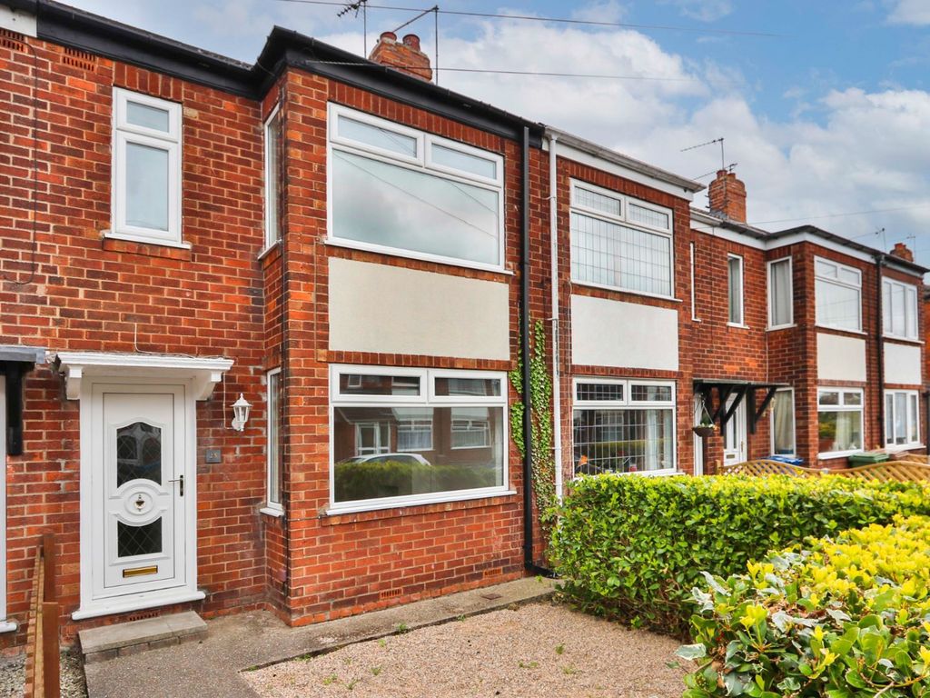 3 bed terraced house for sale in Linthorpe Grove, Willerby, Hull, East