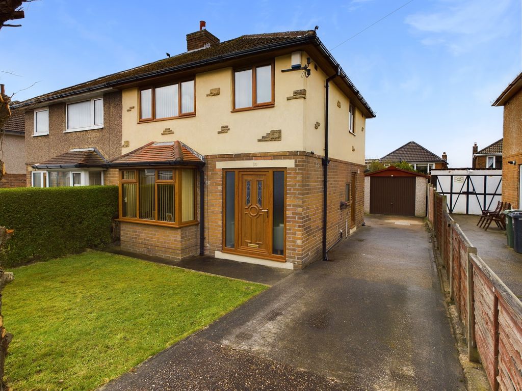 3 bed semidetached house for sale in Grosvenor Way, Lepton, Huddersfield HD8 Zoopla