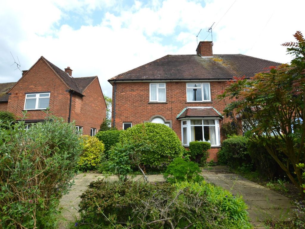 3 bed semidetached house for sale in South Avenue, Wigston LE18 Zoopla