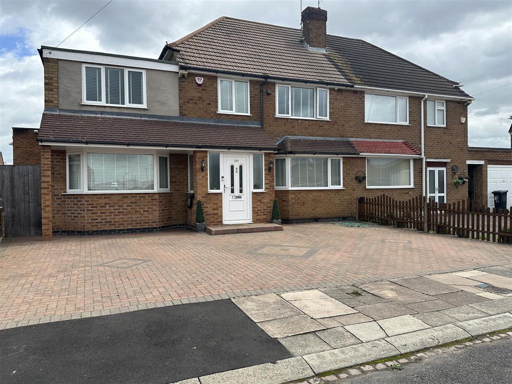 5 bed semidetached house for sale in June Avenue, Thurmaston, Leicester LE4 Zoopla