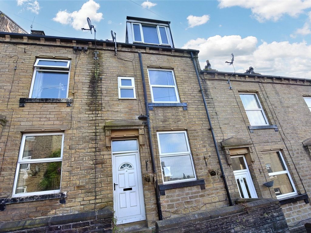 3 bed terraced house for sale in Middle Dean Street, Greetland, Halifax, West Yorkshire HX4 Zoopla