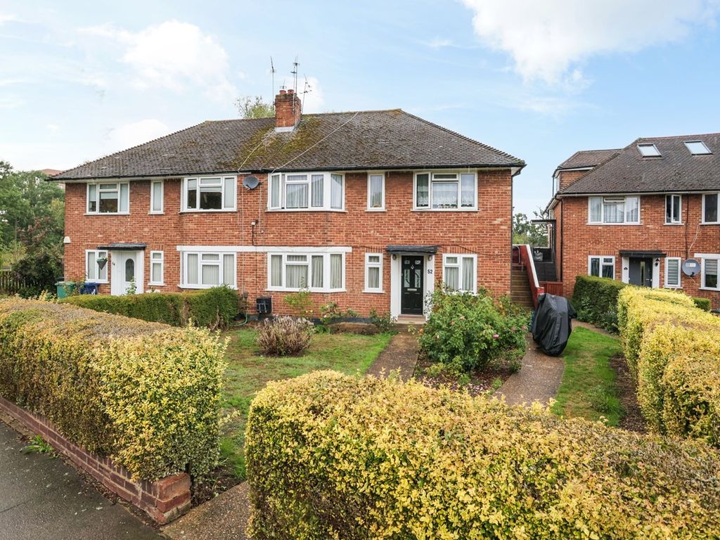 2 bed flat for sale in Hathaway Gardens, Ealing W13 Zoopla