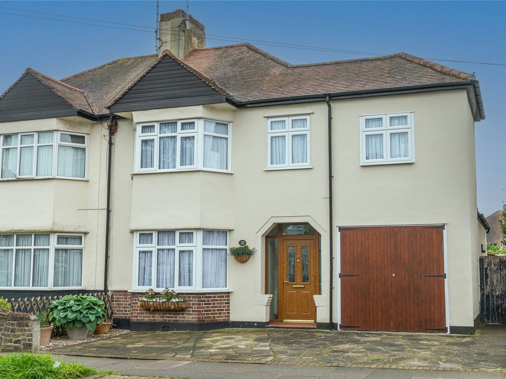 3 bed semidetached house for sale in St. Lukes Road, SouthendOnSea