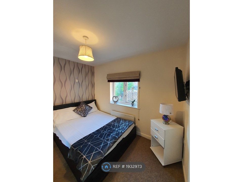 Room to rent in Colchester, Colchester CO4, £500 pcm Zoopla