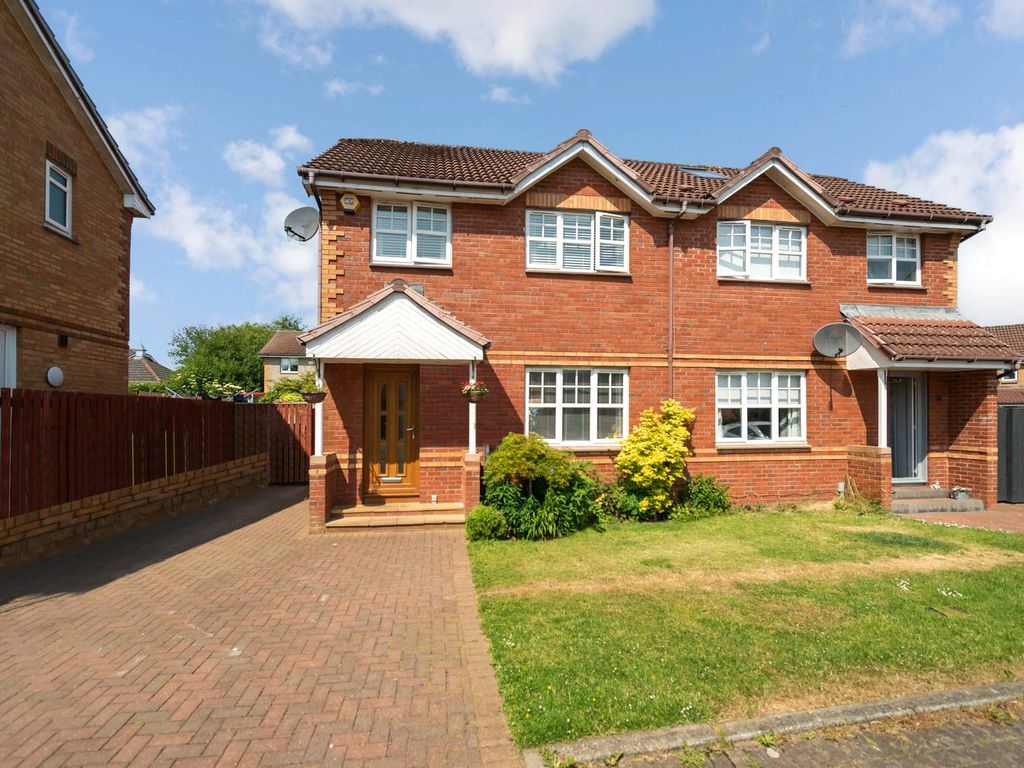 3 bed semidetached house for sale in Oak Wynd, Cambuslang, Glasgow