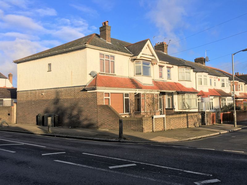 Montana Road, Tooting Bec SW17  