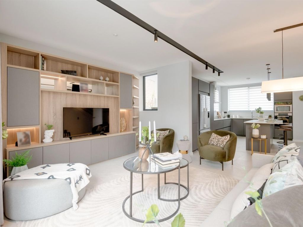 The Vale, Golders Green NW11