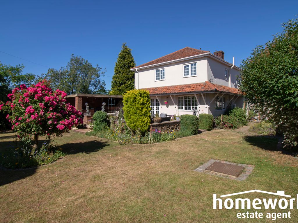 4 bed detached house for sale in Dereham Road, Scarning NR19 Zoopla