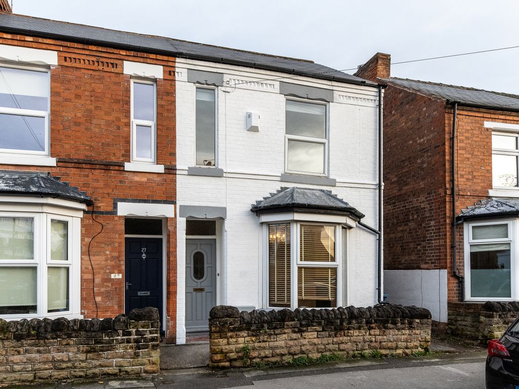 2 bed end terrace house for sale in Exchange Road, West Bridgford