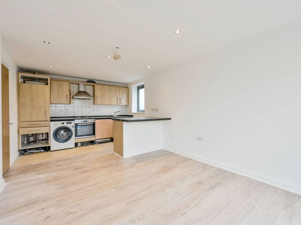 2 bed flat for sale in Greenford Road, Greenford UB6, £300,000 Zoopla