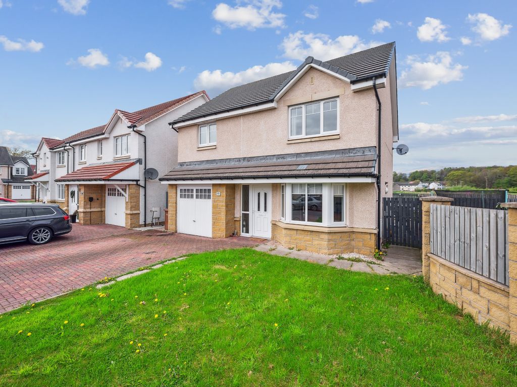 4 bed detached house for sale in Tern Crescent, Alloa, Clackmannanshire
