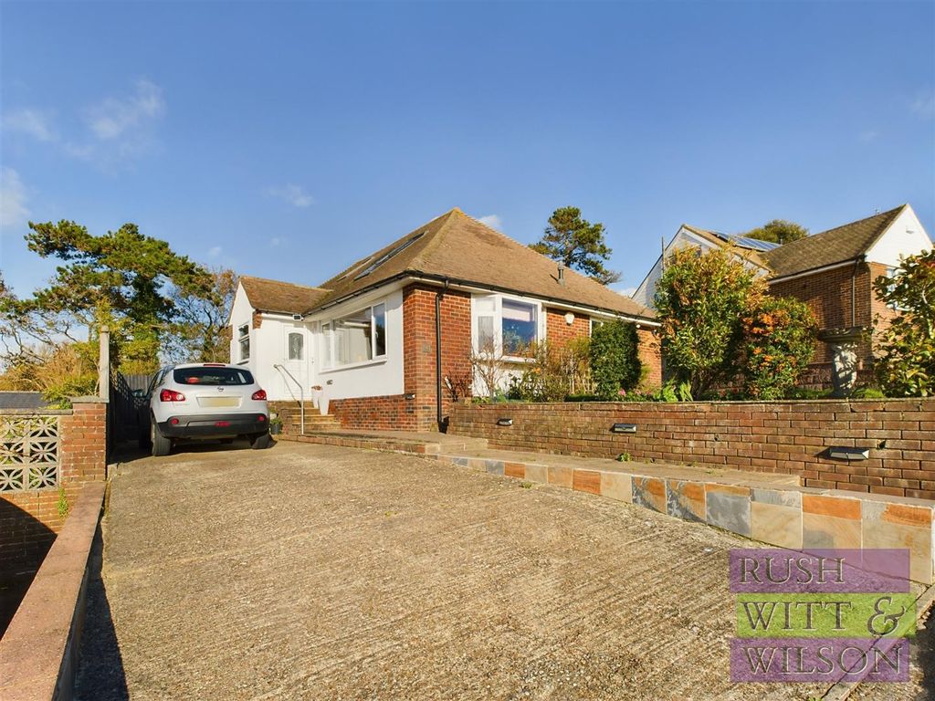 4 bed detached bungalow for sale in Gresham Way, St. LeonardsOnSea