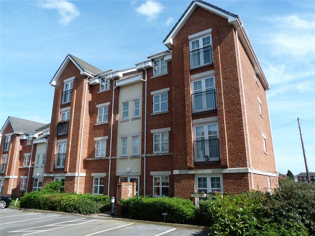 3 bed flat to rent in Dale Way, Crewe CW1 Zoopla