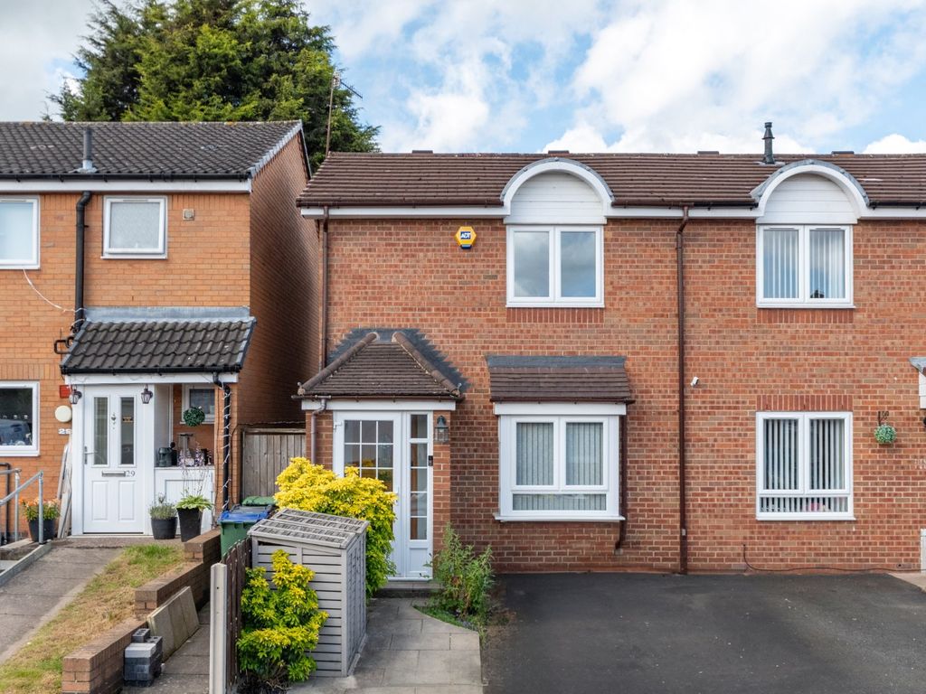 2 bed semidetached house to rent in Pearson Street, Cradley Heath