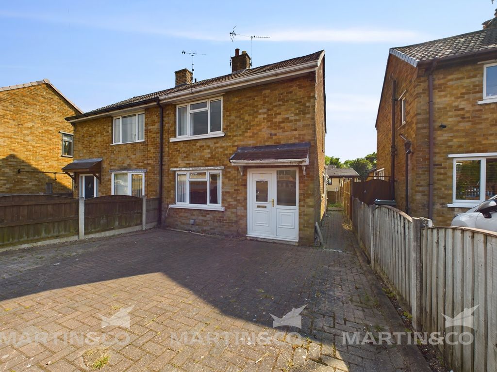 2 bed semidetached house for sale in Park Drive, Campsall, Doncaster