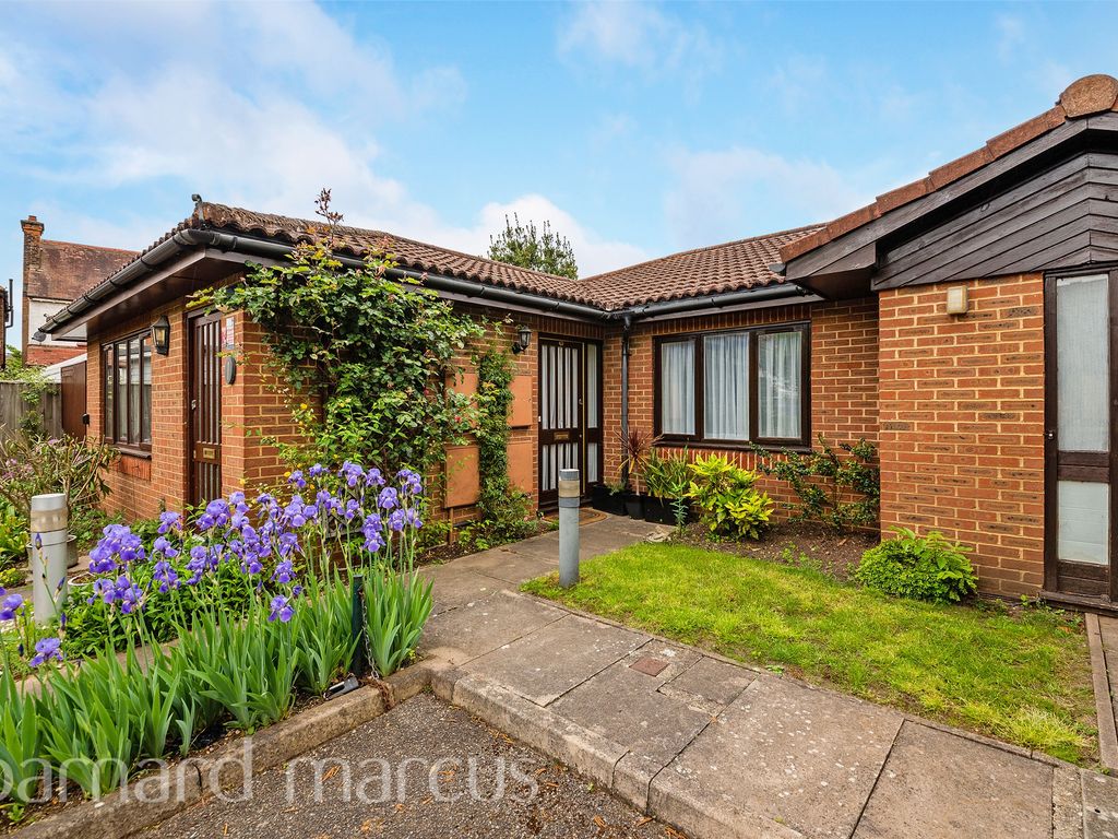 1 bed terraced house for sale in Langdale Close, London SW14 Zoopla