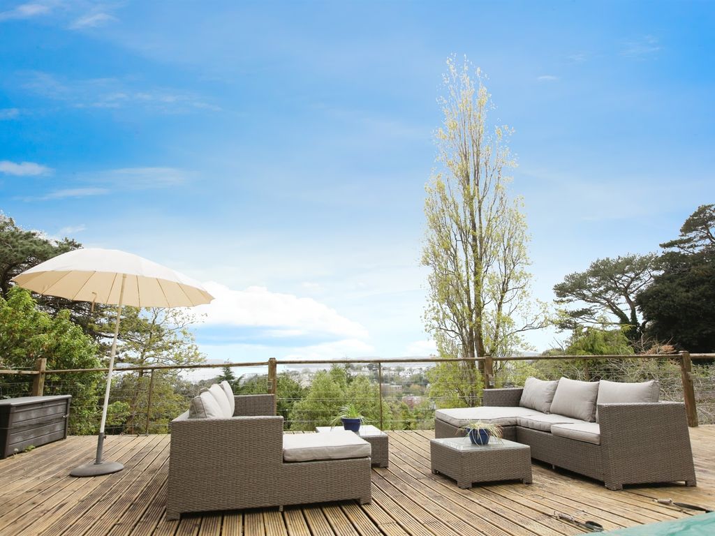 5 bed detached house for sale in Higher Road, Torquay TQ1, £