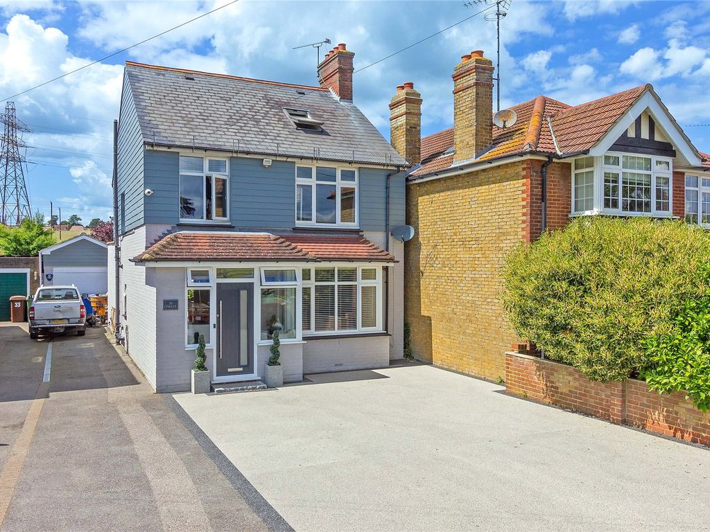 4 bed detached house for sale in Bobbing Hill, Bobbing, Sittingbourne