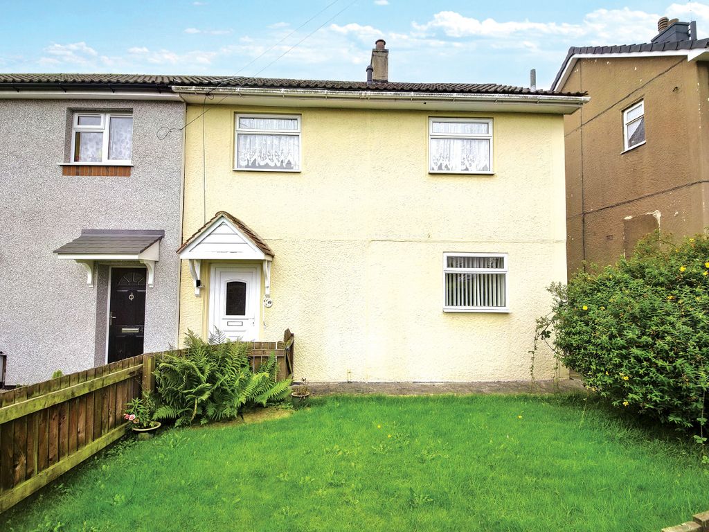 3 bed semidetached house for sale in Castle Hill, Eckington, Sheffield